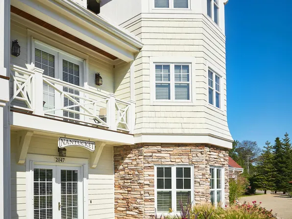 2047 Lake St, Holland, MI 49424