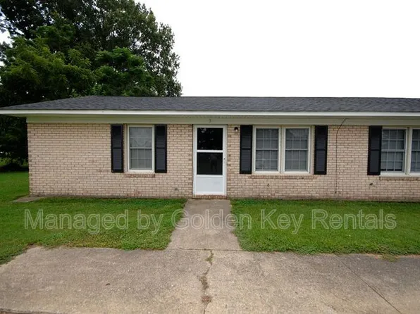 528 E Main St APT 3, Mount Olive, NC 28365