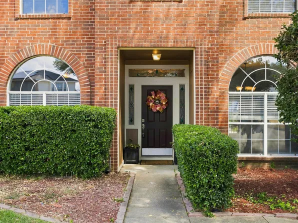 5203 Rio Ct, Arlington, TX 76017