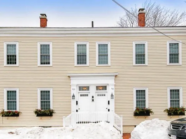 100 Pleasant St #1, Newburyport, MA 01950