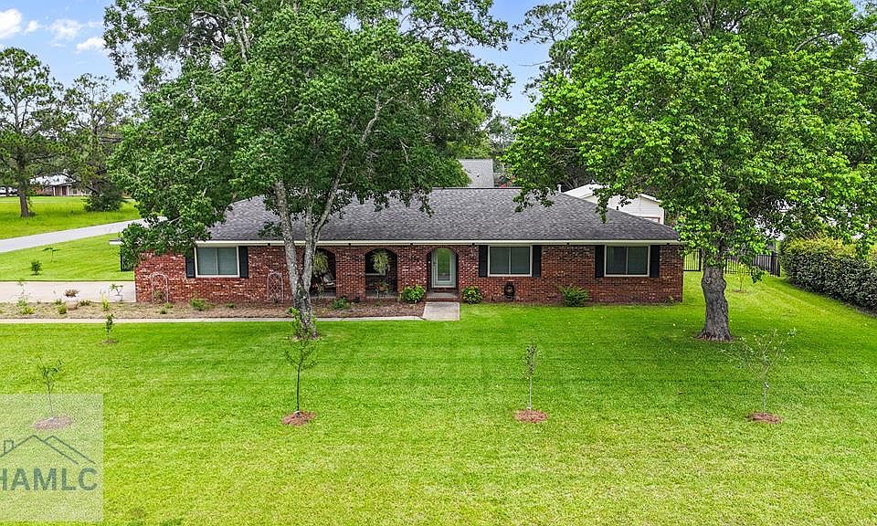 1st image of 136 Candler St