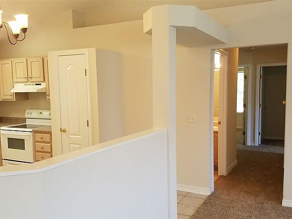 5th image of 2264 Wyatt St
