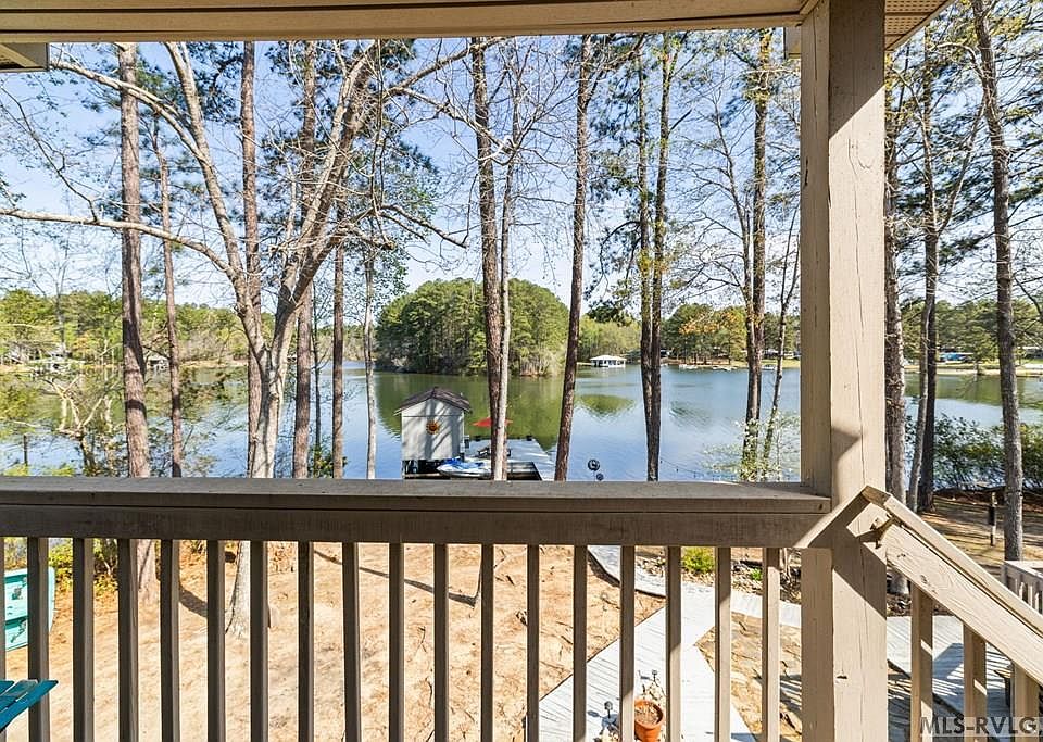 1st image of 350 Country Club Dr