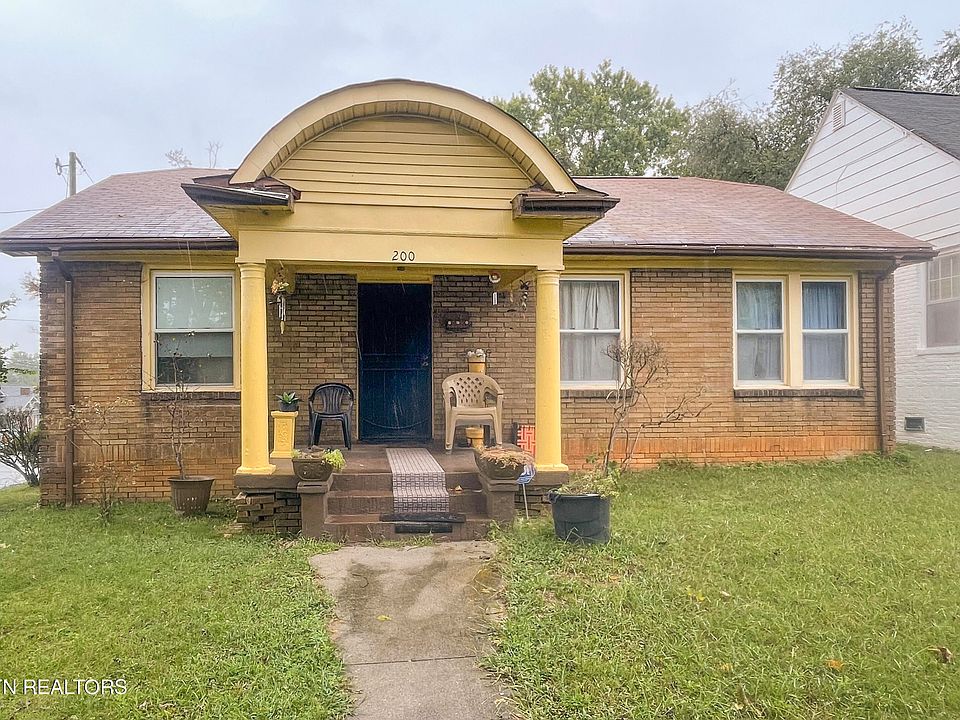 1st image of 200 Oakland St