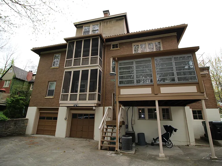 2217 Madison Rd — Photo 21
