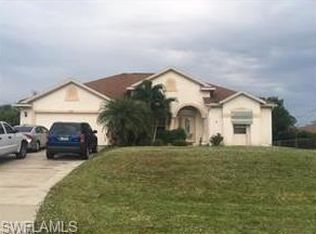 1323 SW 9th Ct, Cape Coral, FL 33991
