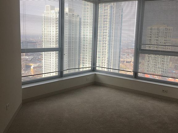 3rd image of 290 N Canal St #1414