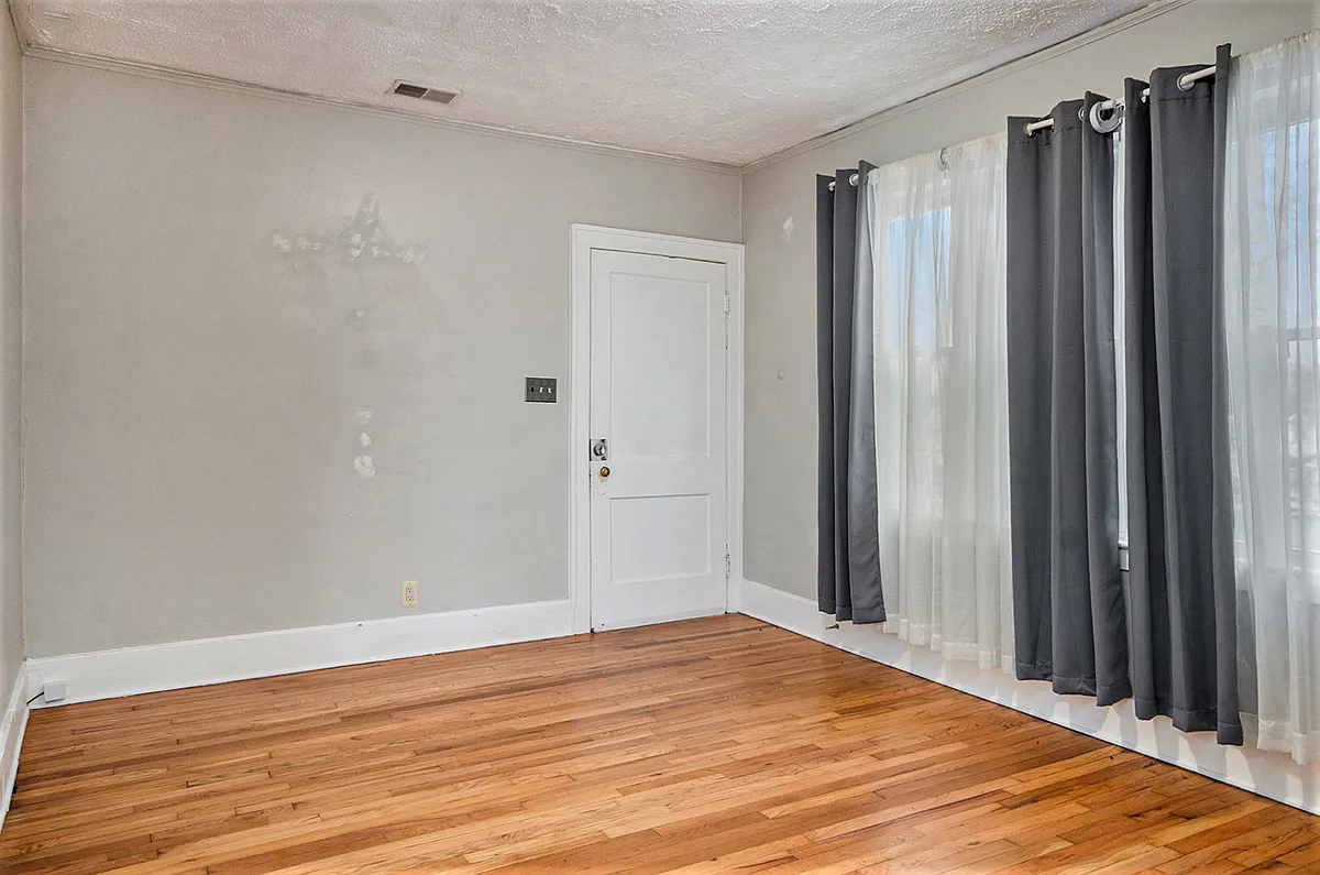 Building Photo - 273 Manistique St #1