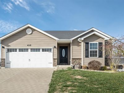 435 Honeysuckle Creek Dr, Wentzville, MO, 63385