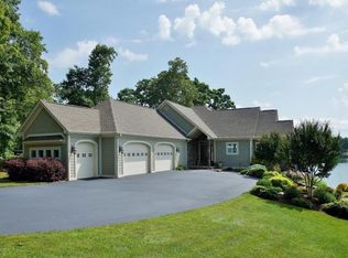 1245 Graves Harbor Trl UNIT 227, Huddleston, VA