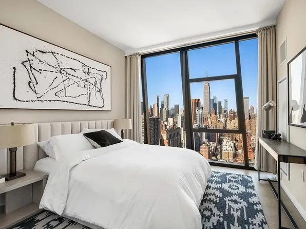 626 1st Avenue image 1 of 34