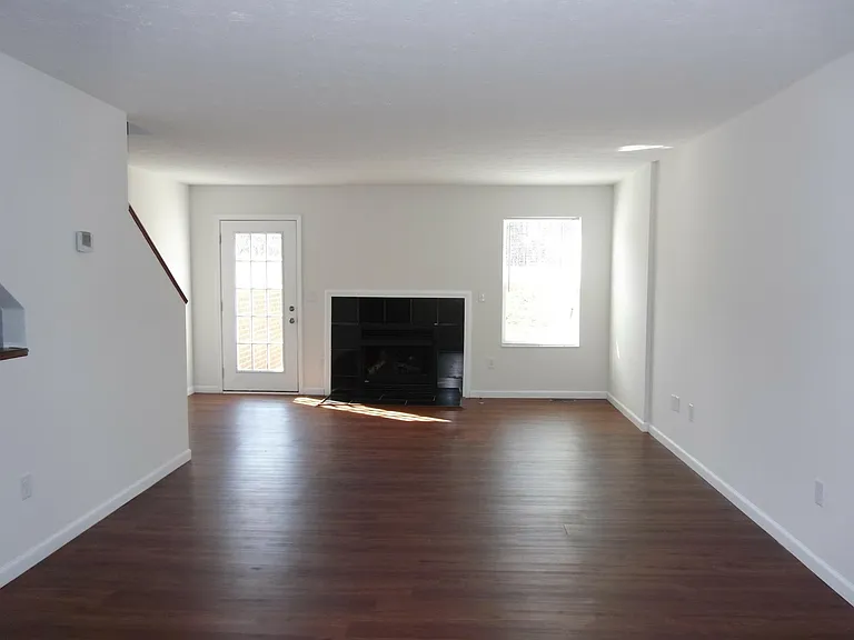4190 Otter Creek Dr — Photo 5