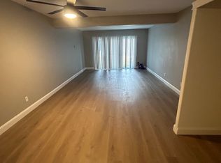 555 Russell Rd APT D22, Westfield, MA 01085