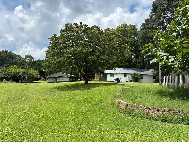 76 Woody Hill Dr — Photo 4