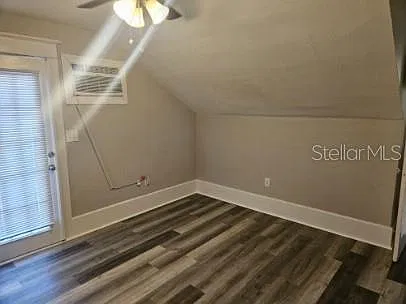 1 bed, 1.0 bath, 350 sqft, $1,350 — Photo 3