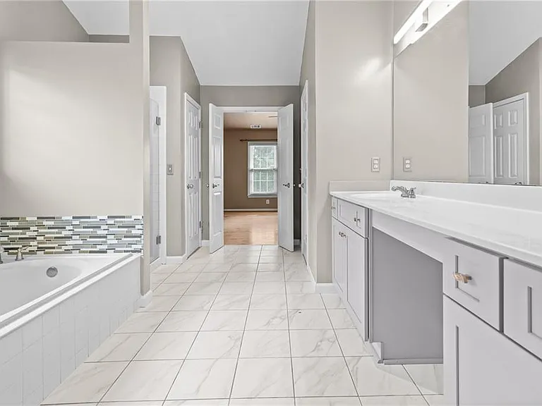 2030 Brook Meadow Dr — Photo 32