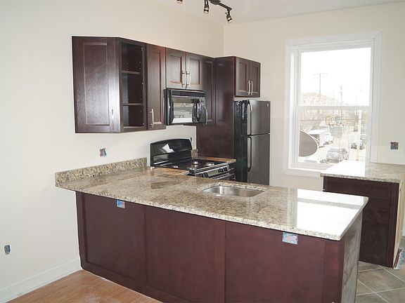 2nd image of 5171 Penn Ave #4