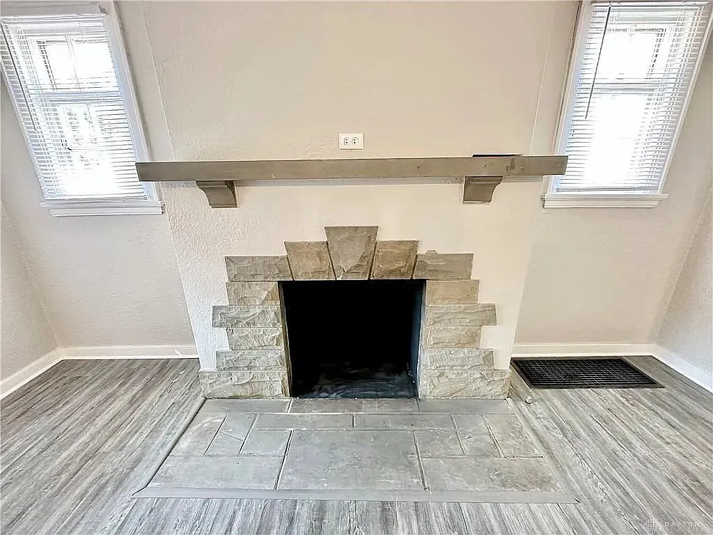 3 bed, 2.5 bath, 1607 sqft, $1,475 — Photo 4