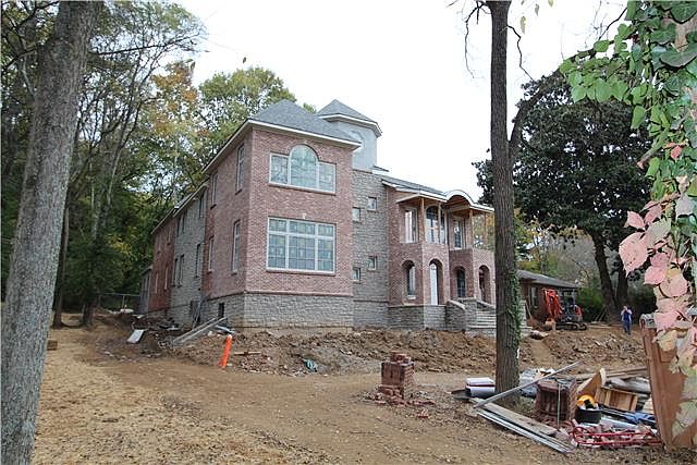 2nd image of 6448 Bresslyn Rd