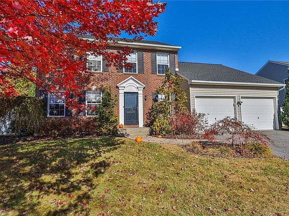 3rd image of 2435 Cara Ct