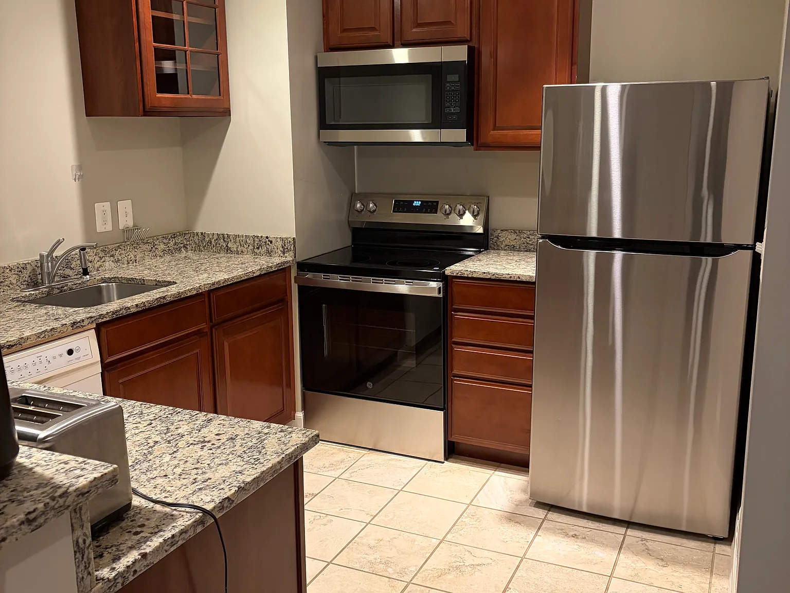 1 bed, $1,795 — Photo 2