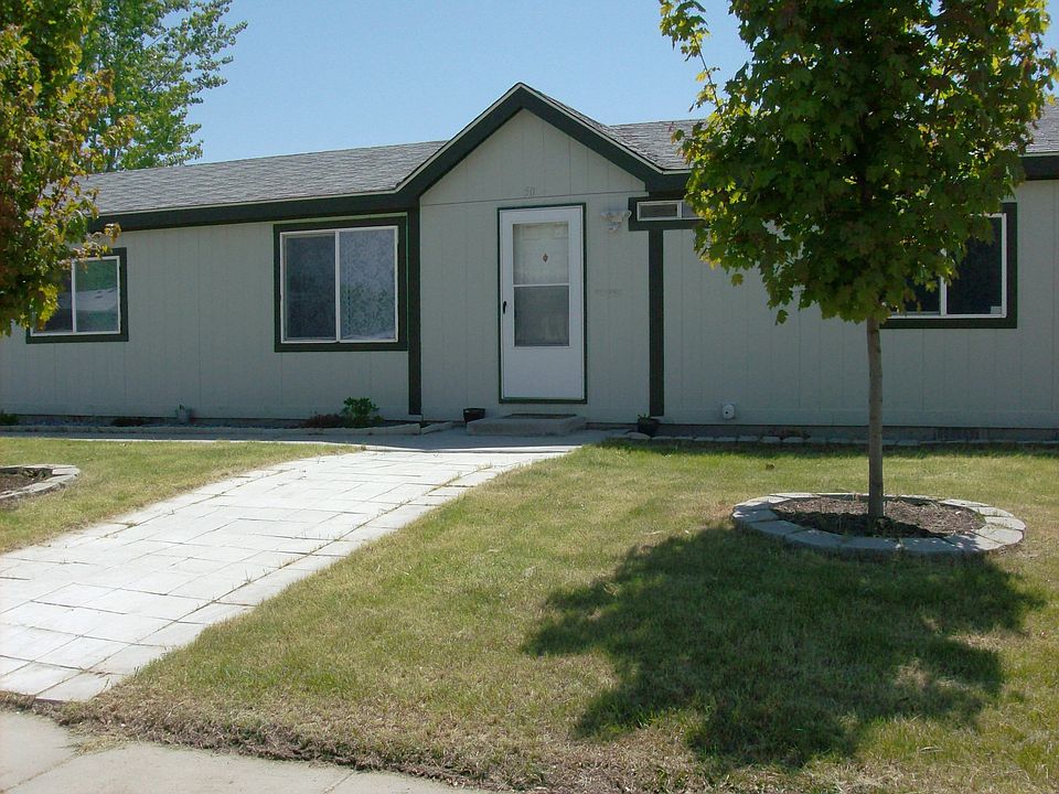 2nd image of 501 Cedar St