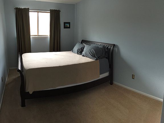 Ample room in the guest bedroom