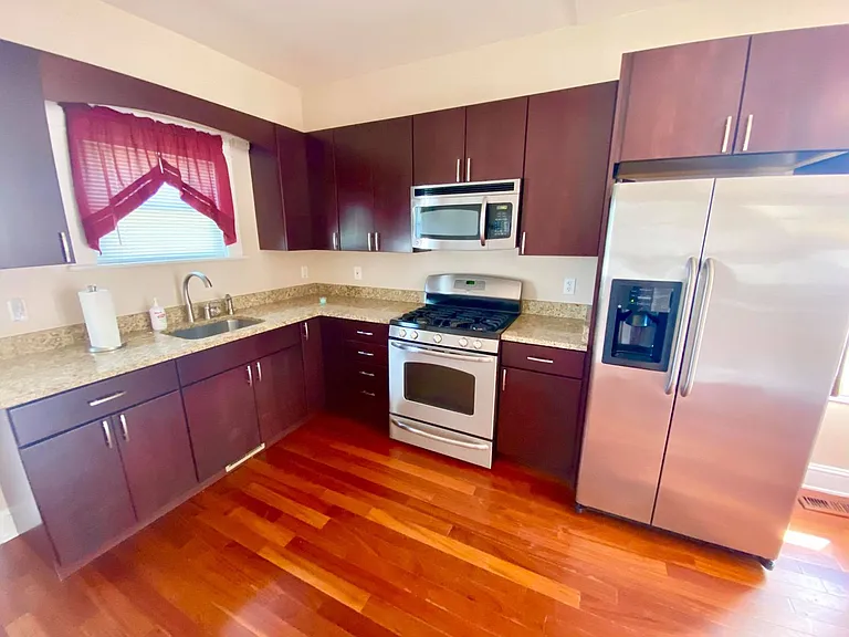 7603 Carson Ave — Photo 8