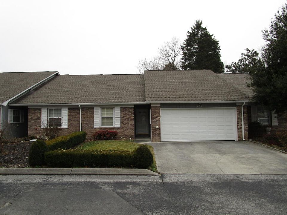 1st image of 454 Amanda Cir