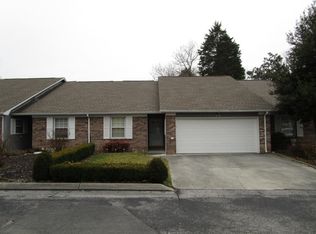 454 Amanda Cir, Knoxville, TN 37922