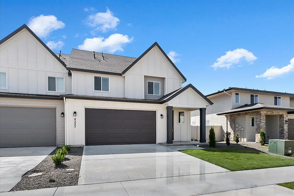 4 bed, 2126 sqft, $2,895 — Photo 3