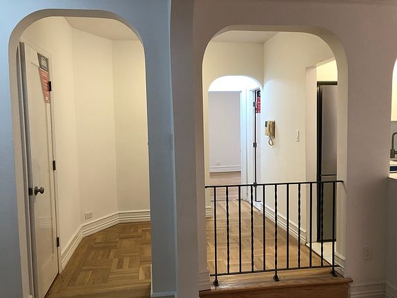 4th image of 225 W 25th St APT 3A