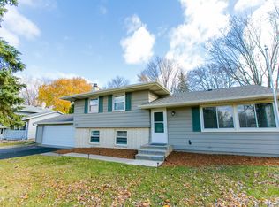 3936 White Bear Ave, White Bear Lake, MN 55110