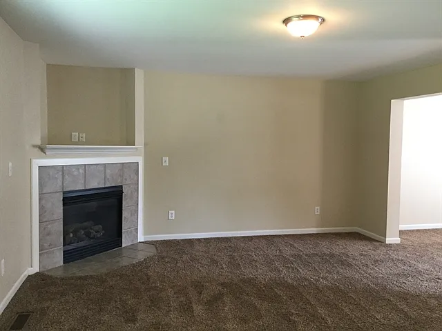 947 Evergreen Park Ln — Photo 5