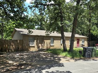 518 Jordan Ln APT A, Arlington, TX 76012