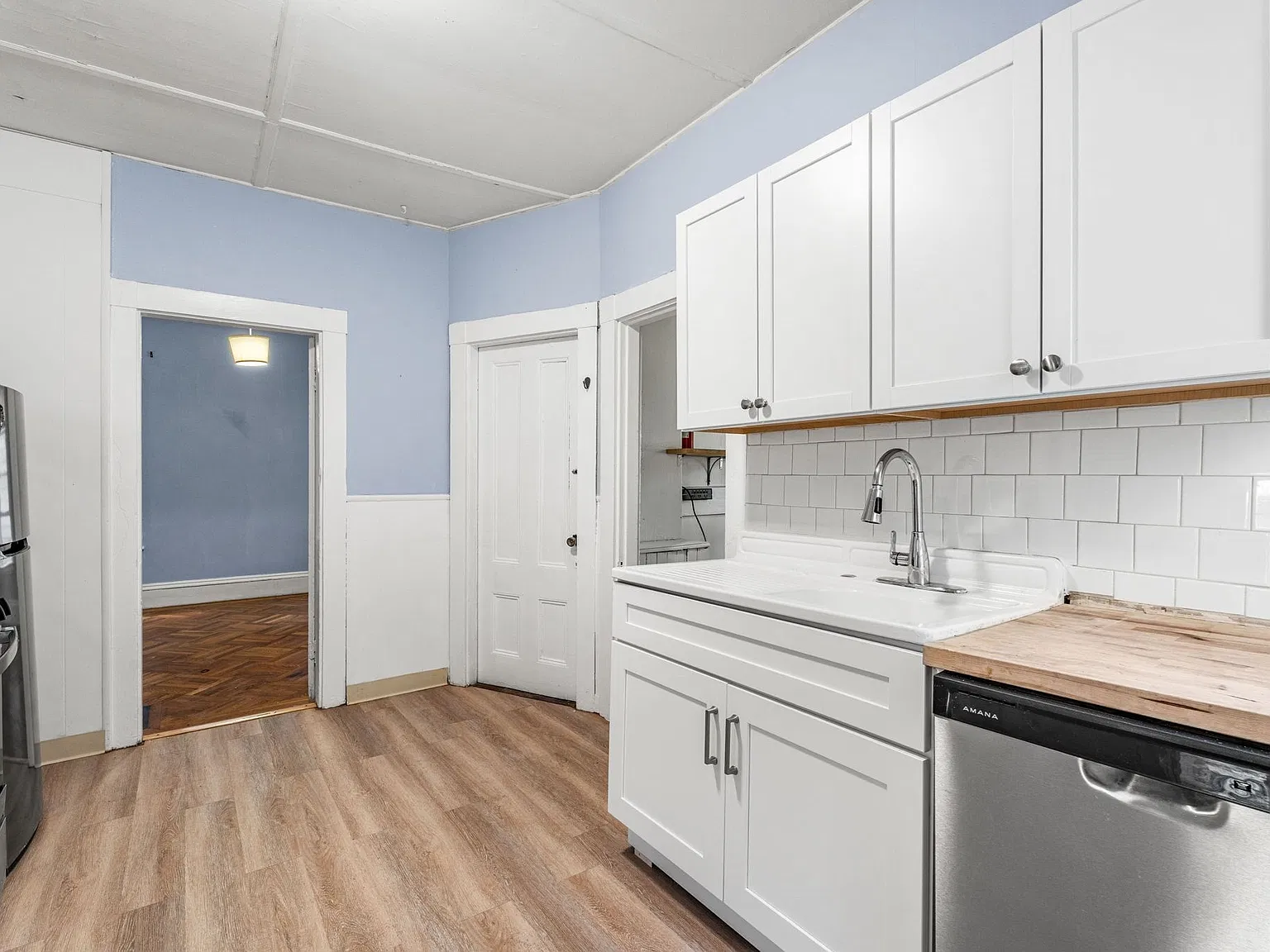 2 bed, 1.0 bath, 1300 sqft, $2,800 — Photo 4