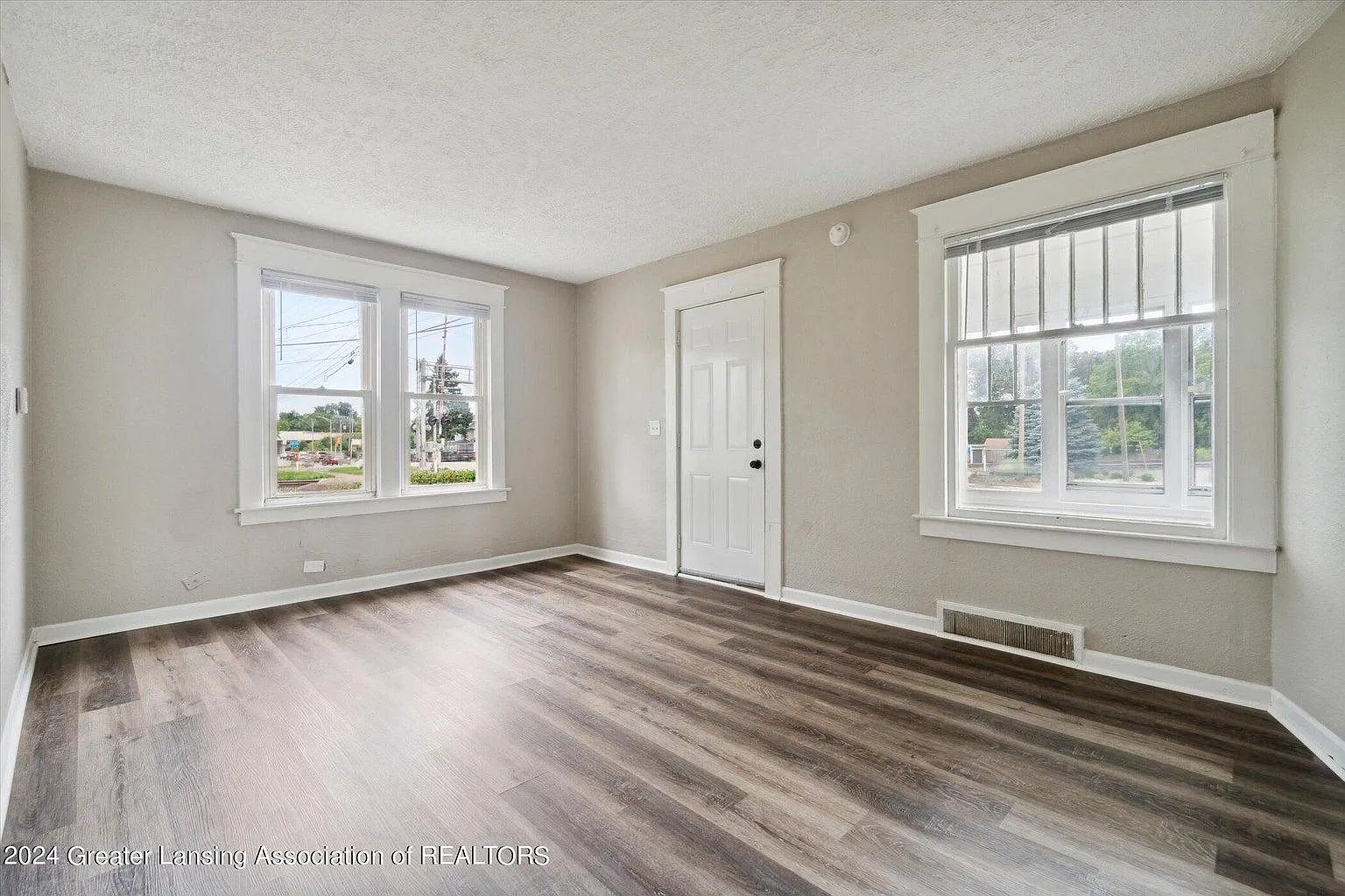 609 S Pennsylvania Ave - Unit 1 — Photo 2