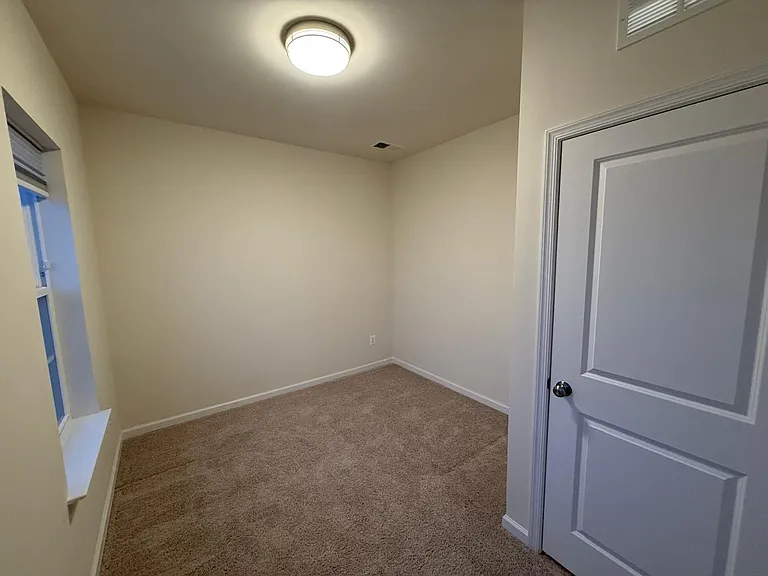 23910 Catawba Hill Dr — Photo 38