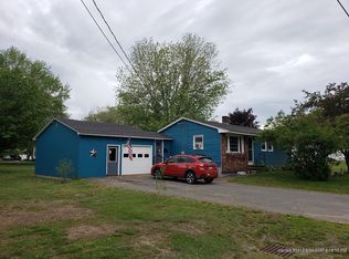 12 Vaughn St, Madison, ME 04950