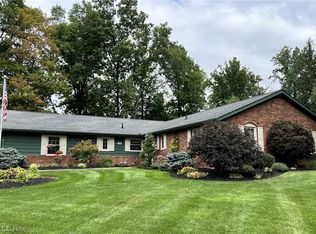 176 W Mennonite Rd, Aurora, OH 44202