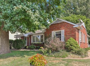 806 N Jackson St, Litchfield, IL 62056