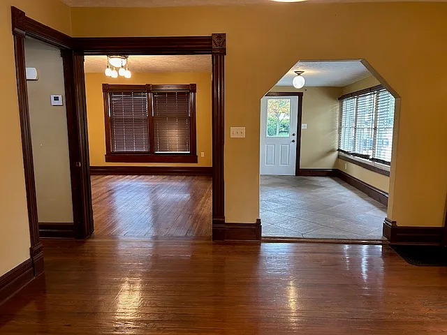 96 E Franklin St — Photo 6