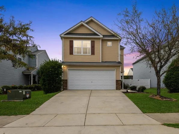 8113 Caliber Woods Dr, Raleigh, NC 27616