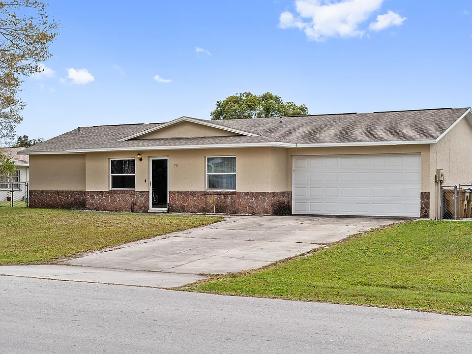 741 Maderia Ct