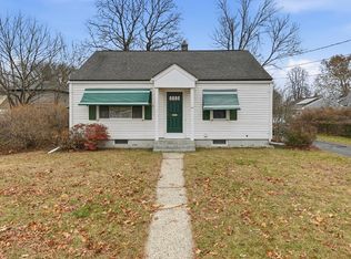 47 Holy Cross St, Springfield, MA 01104