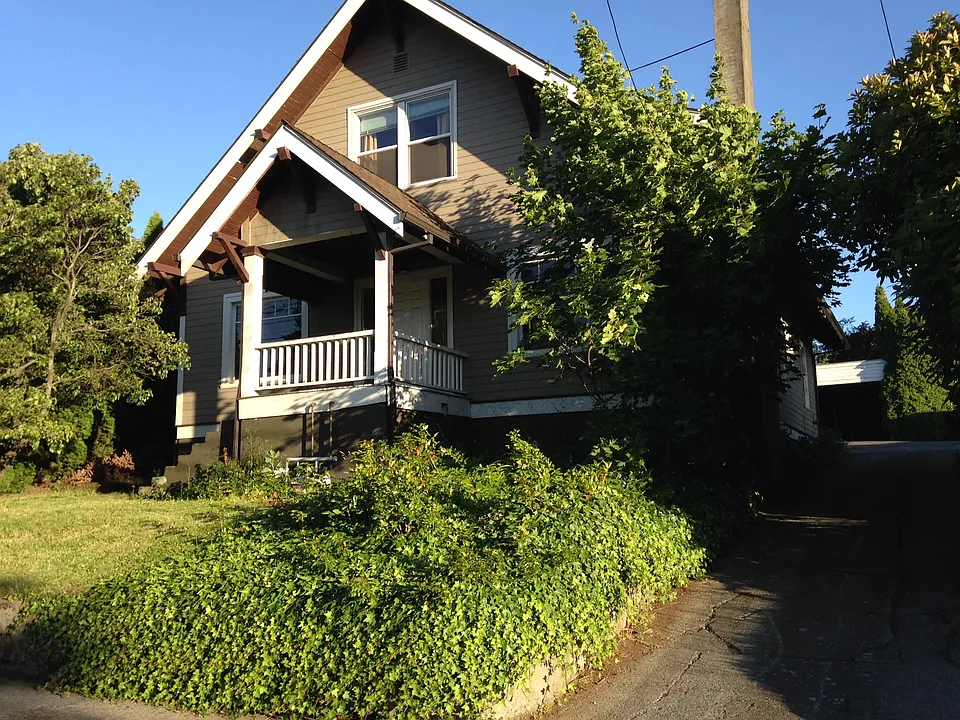 1213 May St #A