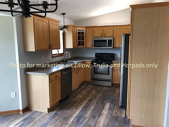 5th image of 2231 Dupont Dr