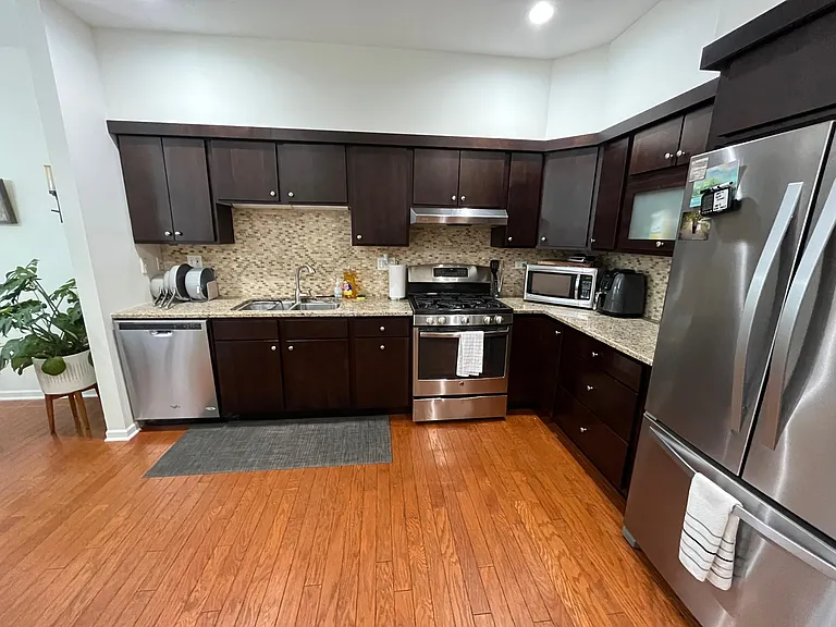 361 Alexia Ct — Photo 4