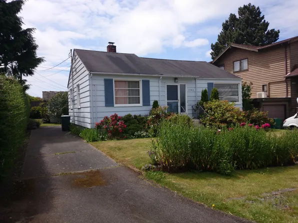 1945 NW 95th St, Seattle, WA 98117