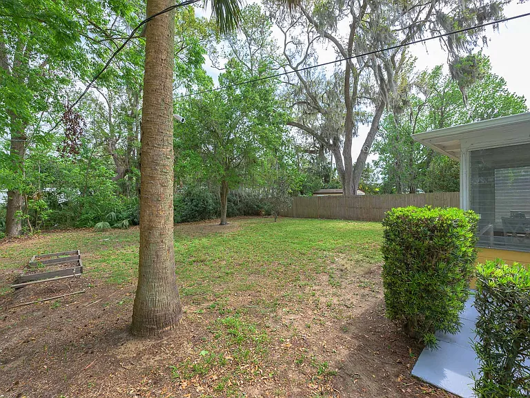 110 Mason Park Dr — Photo 25